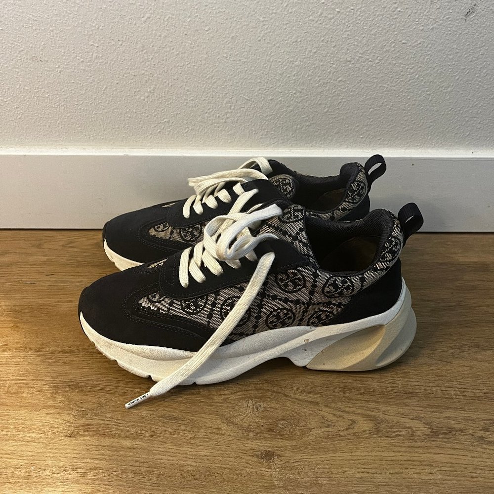 Women's T Monogram Good Luck Trainer Sneakers